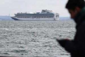 10 Penumpang Dari Sebuah Kapal Pesiar yang Berlabuh di Jepang Positif  Virus Corona Wuhan
