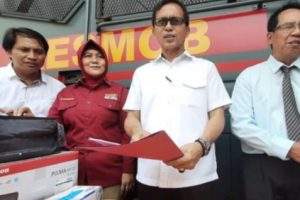 Tak Punya Uang Untuk Bayar Hutang, Pria Ini Cetak Uang Sendiri Menggunakan Printer dan Kertas HVS