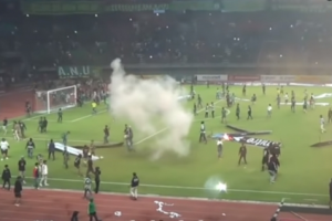 Bonek Rusak Fasilitas Stadion Gelora Bung Tomo Usai Persebaya Kalah 2-3 Melawan PSS Sleman