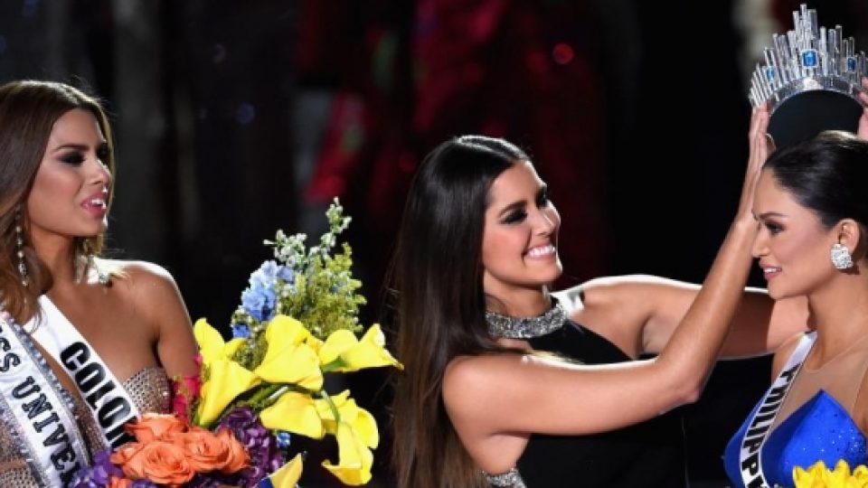 Ironis! Miss Colombia Nikmati Mahkota Kemenangan Hanya 2 Menit