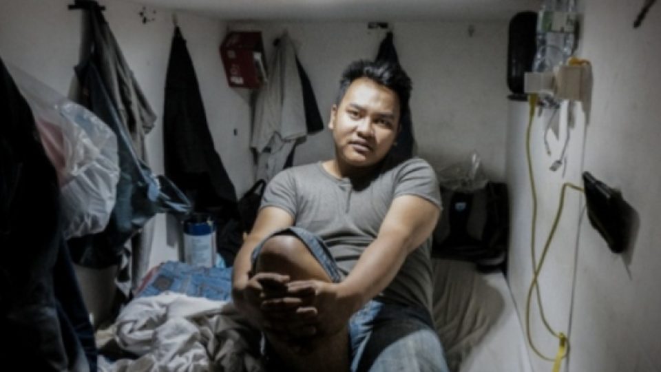 Tinggal di Kosan 2 x 1 Meter Atau Sleepbox, Gambaran Kerasnya Kehidupan Kaum Urban