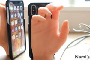 Nami's Hand, Casing Handphone Untuk Para Pria Kesepian