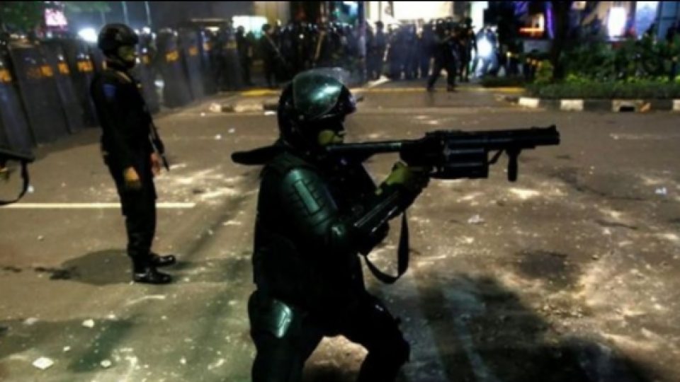 Jakarta Mencekam, Massa Ricuh di Jl Wahid Rasyim dan Tanah Abang, Jakarta Pusat Menggunakan Mercon dan Molotov
