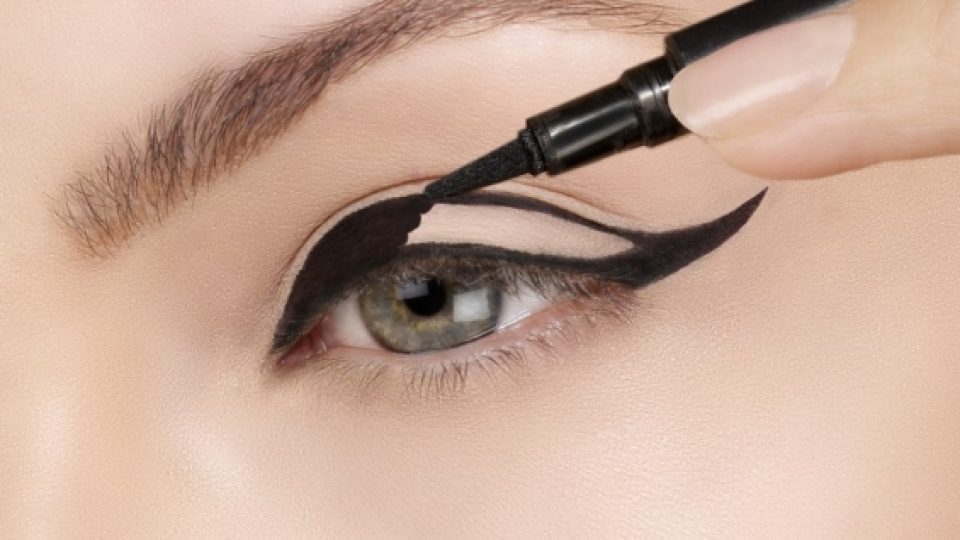 Ini Dia Produk Eyeliner Murah dan Berkualitas Dibawah Rp 100 Ribu