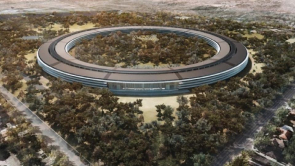 Kantor Baru Apple, Pintunya Malah Ditabraki Para Pegawainya