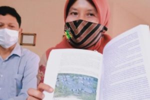Buku Pelajaran Sosiologi untuk SMA di Jabar Memuat Tautan Situs Komik Porno, Kok Bisa??