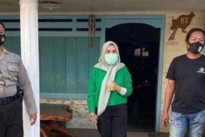 Ortu Ayu Ting Ting Sambangi Rumah Haters di Jatim Karena Gerah Dibully