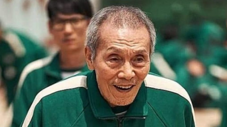 Aktor Squid Game O Yeung-su Cetak Sejarah, Jadi Aktor Korsel Pertama yang Menangkan Penghargaan Golden Globe