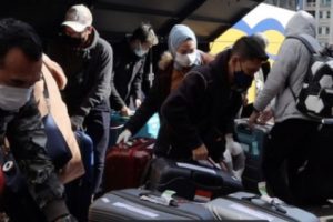 Timnas Bulutangkis Indonesia 'Dipaksa' Mundur dari All England 2021, PBSI Geram, Netizen Riuh