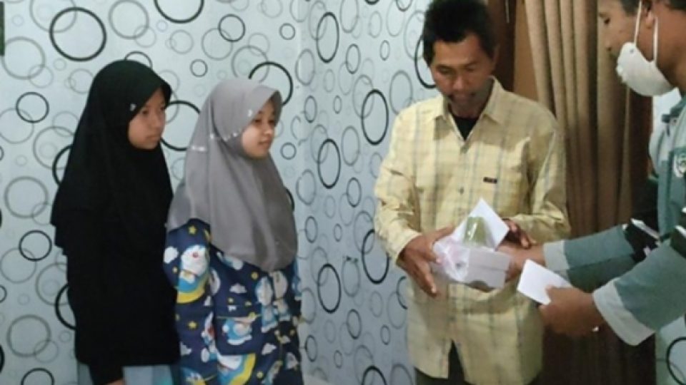 Mang Eman 'Nasi Padang' yang Terima Donasi Ratusan Juta dari Netizen, Balik Berdonasi ke Anak Yatim Piatu
