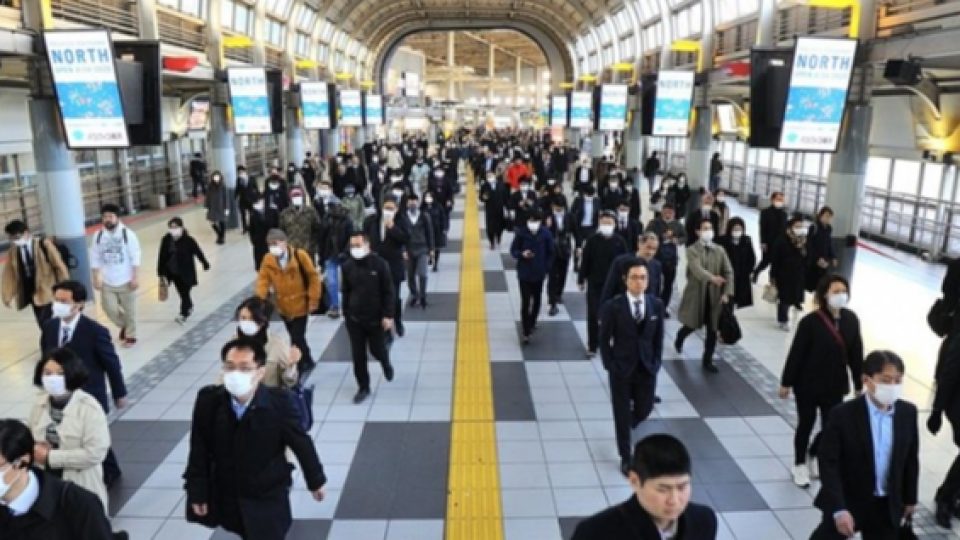 Sistem Perawatan Kesehatan di Jepang Terancam Runtuh Karena COVID-19?