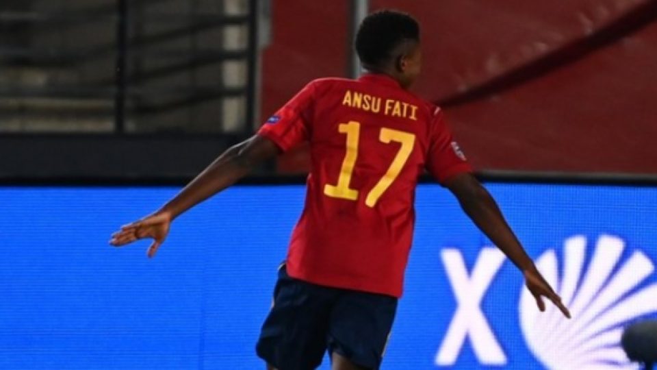 Bintang Muda Barcelona, Ansu Fati, Jadi Pencetak Gol Termuda Timnas Spanyol Saat Melibas Ukraina 4-0 di Madrid