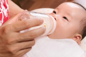 Jepang Berencana Berikan 100 ribu Yen Bagi Pasangan di Tokyo yang Mau Melahirkan Bayi