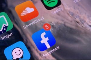Facebook Tuduh Model Bisnis Apple Menyakiti Bisnis Kecil di Tengah Pandemi Global COVID-19