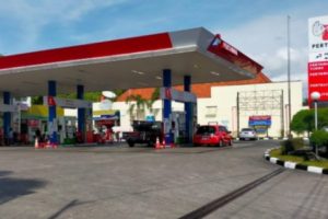 Gulirkan Bansos Pengalihan Subsidi BBM Senilai Rp24,17 Triliun, Benarkah Pemerintah Akan Naikkan Harga BBM?