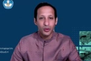 Menteri Nadiem: Tutup Sekolah Salah, Buka Sekolah Salah, Enggak Apa-apa Sudah Biasa
