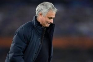 Jose Mourinho Dipecat Dari Jabatannya Sebagai Manajer Tottenham Hotspur