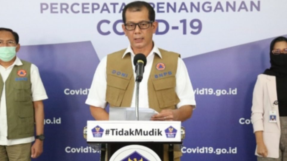 Pemerintah Persilahkan Warga Berusia di Bawah 45 Tahun Beraktivitas Demi Tekan Dampak PHK