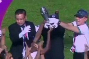 Warganet Sindir Menpora dan Ketum PSSI Ikut Angkat Piala AFF U-16, Ini Penjelasan Menpora