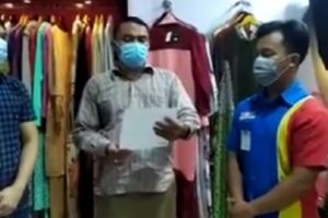 Orang Tua yang Marah-marah ke Kasir Indomaret Terkait Anaknya Top Up Gim Online Rp 800 Ribu Minta Maaf