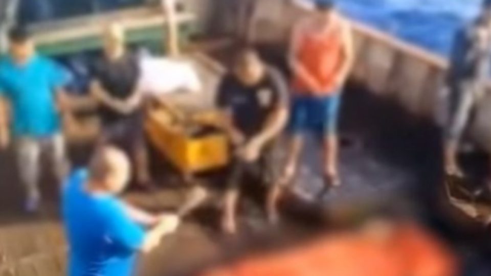 Kisah Tragis 18 ABK Indonesia di Kapal Ikan China: Kerja Seperti Budak, Jika Meninggal Dibuang ke Laut