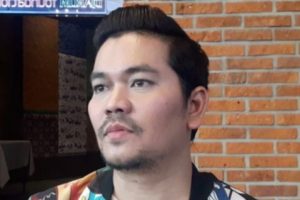 Indra Bekti DIlarikan ke Rumah Sakit Usai Ditemukan Pingsan di Kamar Mandi