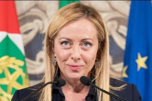 Pemerintahan Italia Ajukan Rancangan Undang-Undang Mengenai Hukuman Penggunaan Bahasa Inggris