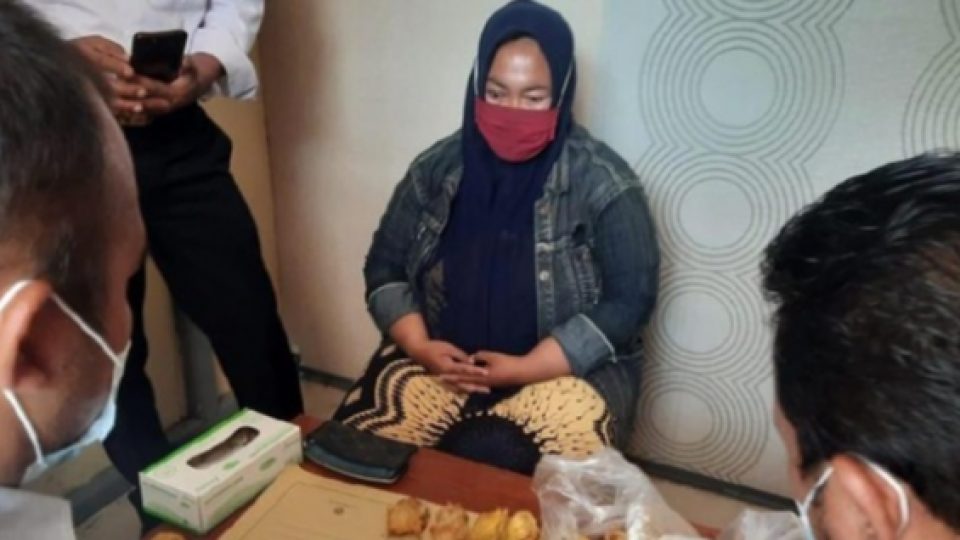 Emak-emak di Mojokerto Selundupkan Sabu ke Lapas Lewat Tahu Isi