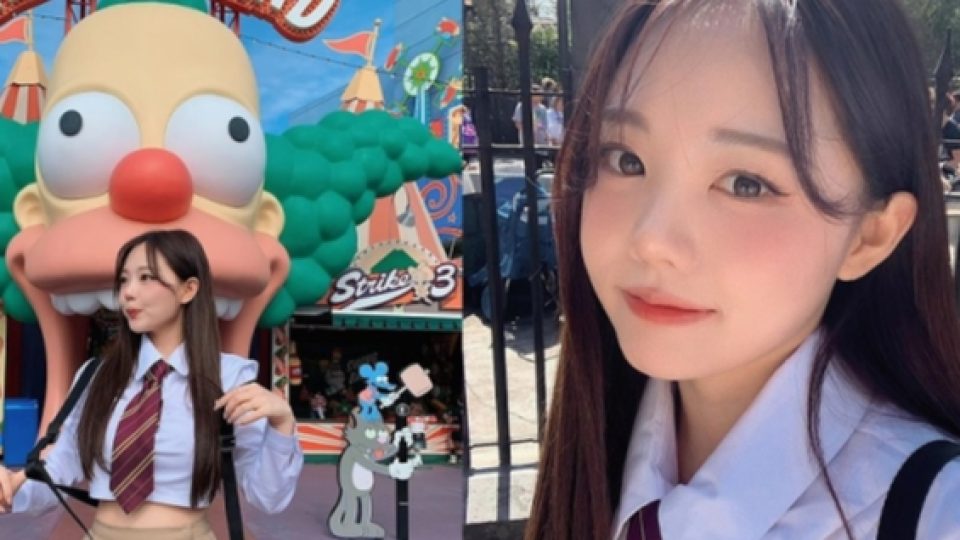 Ibu 2 Anak Ini Dimintai Nomor Telepon Oleh Anak-anak SMP Saking Awet Mudanya