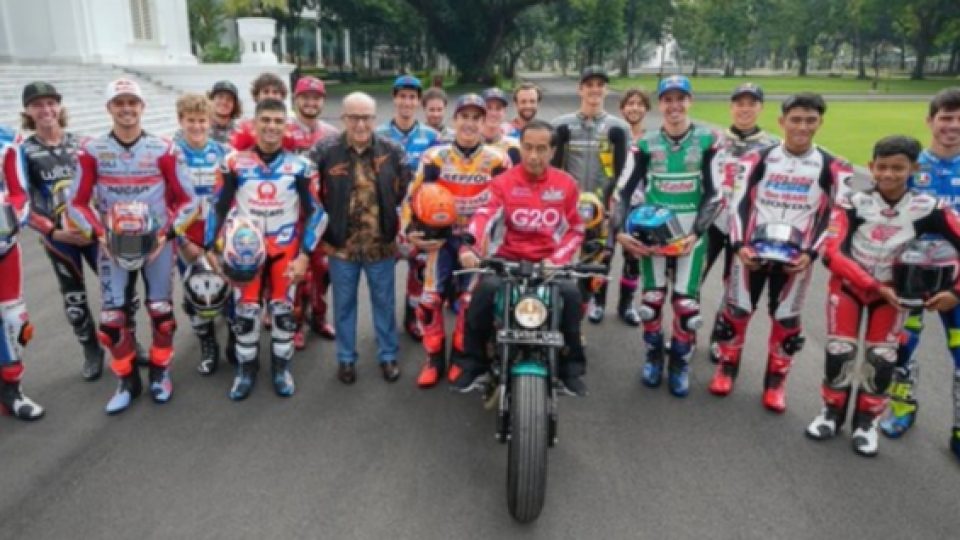 Para Pembalap MotoGP Bertemu Presiden Jokowi di Istana Merdeka Lalu Berkonvoi di Jalanan Jakarta