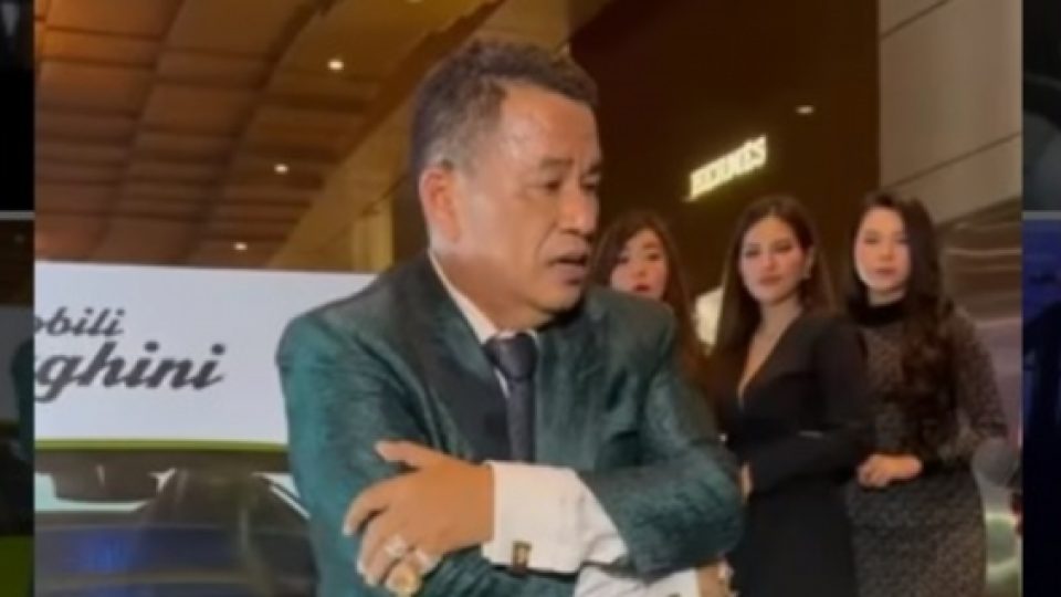 Hotman Paris Dilaporkan ke Polisi Atas Unggahan Media Sosial yang Diduga Berunsur Asusila