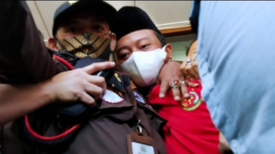 Herry Wirawan Pemerkosa 13 Santriwati di Bandung Divonis Hukuman Mati dalam Sidang Banding!