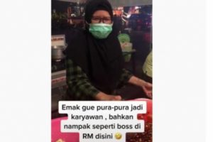 The Power of Emak-emak, Niat Beli Sate Malah Ikutan Melayani Pembeli, Bikin Karyawan Speechless!