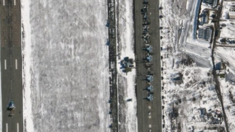 Citra Satelit Diklaim Tunjukkan Keseriusan Rusia Invasi Ukraina, Biden: 'Saya Yakin Putin Sudah Putuskan Serang Ukraina'