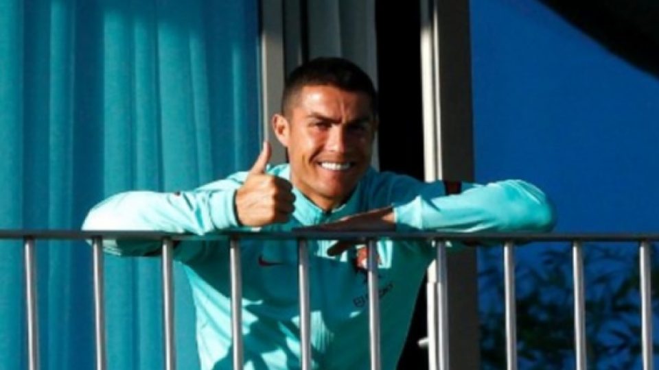 Cristiano Ronaldo Positif COVID-19 dan Batal Bela Timnas Portugal Lawan Swedia