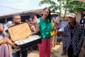 Baim-Paula Dihujat Warganet Karena Daftarkan Merek 'Citayam Fashion Week', Dituding Mencuri Ide Orang Kecil