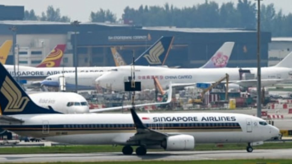 Prank Bom dari Penumpang Bikin Pesawat Singapore Airlines Dikawal Dua Jet Tempur
