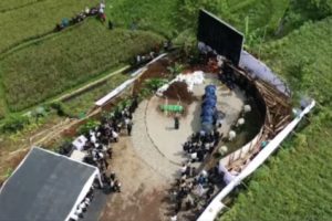 Eril Putra Ridwan Kamil Telah Dimakamkan di Pemakaman Cimaung Hari Senin Ini