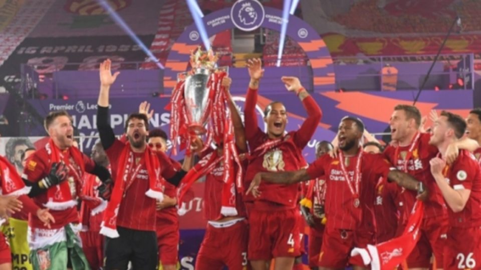 Liverpool Rayakan Gelar Juara Liga Inggris Pertama Dalam 30 Tahun Terakhir di Anfield Tanpa Penonton