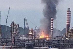 Kilang Pertamina Balikpapan Terbakar Jumat Siang Ini, Penyebab Pasti Belum Diketahui