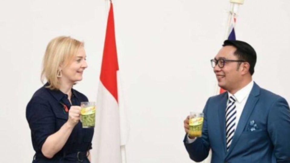 Ridwan Kamil Jamu Menlu Inggris dengan Cendol, Sepakati Peluncuran Program Nurture to Scale Bagi Startup Jabar