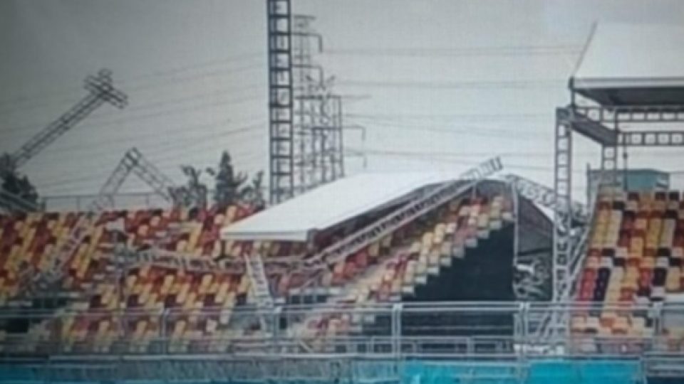 Atap Tribun Sirkuit Formula E Roboh Diterpa Hujan Angin, Diduga Ada Masalah Konstruksi