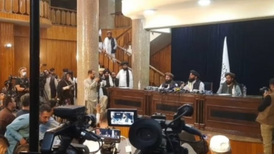 Kuasai Kabul, Taliban Gelar Konferensi Pers Di Mana Mereka Mengklaim Akan Memperlakukan Kaum Wanita Lebih Manusiawi