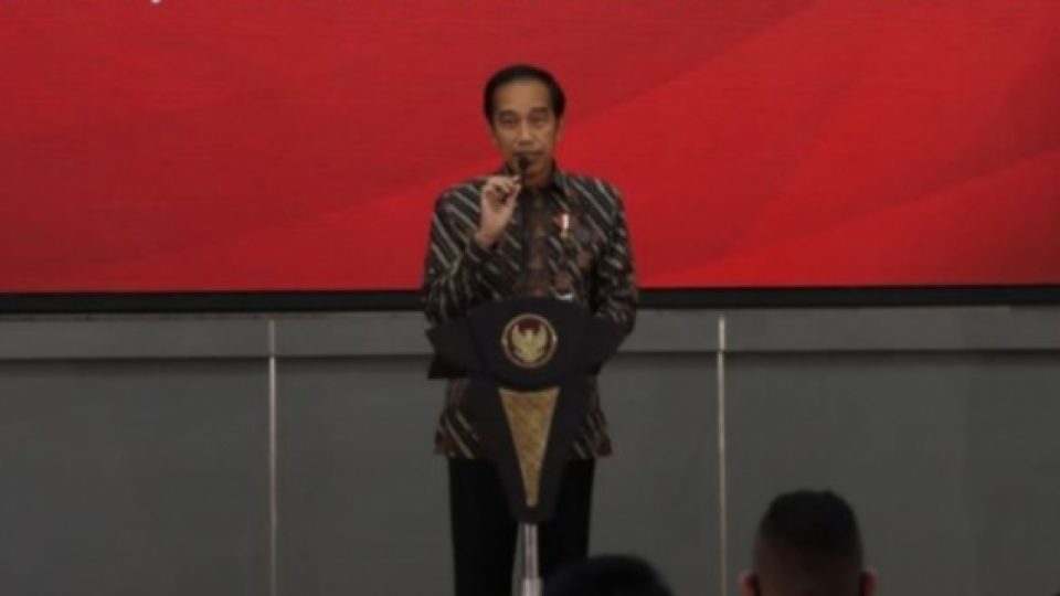 Presiden Jokowi Peringatkan Bahaya Krisis Ekonomi Dunia yang Mengingtai