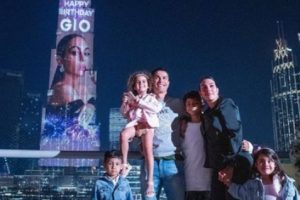 Romantis Abis! Ini cara Cristiano Ronaldo Rayakan Ultah ke-28 Kekasihnya, Georgina Rodriguez