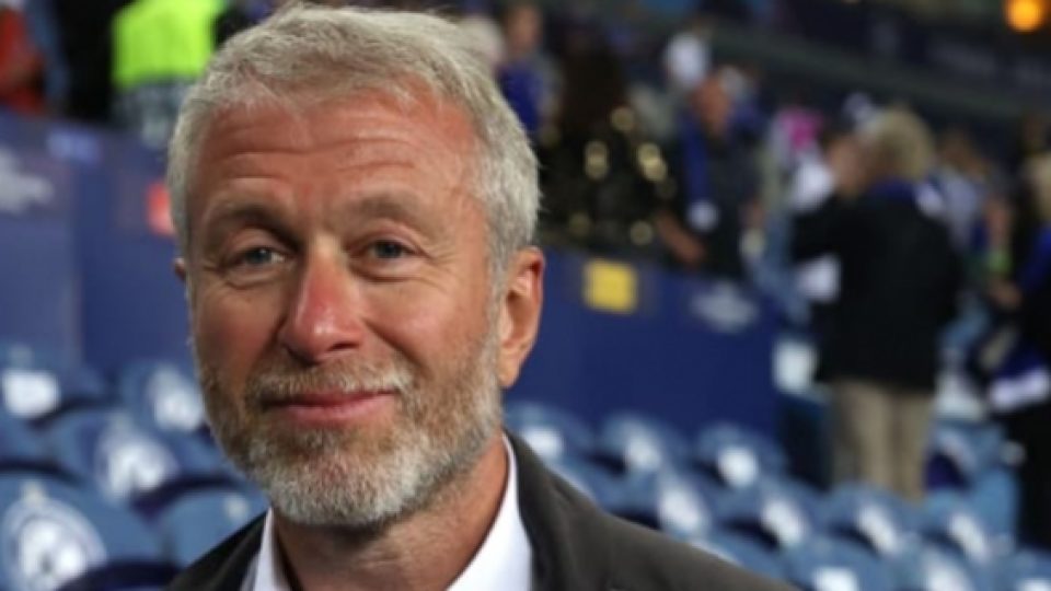 Inggris Resmi Bekukan Aset-aset Roman Abramovich, Lantas Bagaimana Nasib Chelsea?