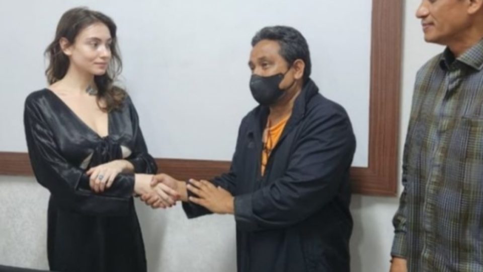 Kasus 'Catcalling' Sopir Taksi Bluebird Terhadap Wanita Rusia di Kuningan yang Jadi Viral Berakhir Damai
