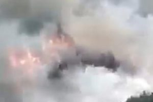 BREAKING: Pesawat Boeing 737 Berpenumpang 133 Orang Jatuh di Sebuah Pegunungan di China