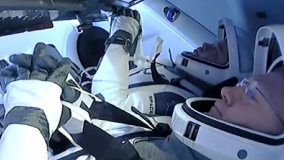 Cetak Sejarah: SpaceX Sukses Bawa Pulang 2 Astronot NASA ke Bumi dengan Selamat