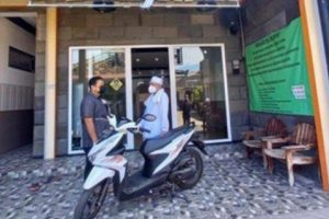 Sebuah Masjid di Solo, Jateng, Rutin Memberi Hadiah Motor Bagi Jemaah yang Rajin Salat